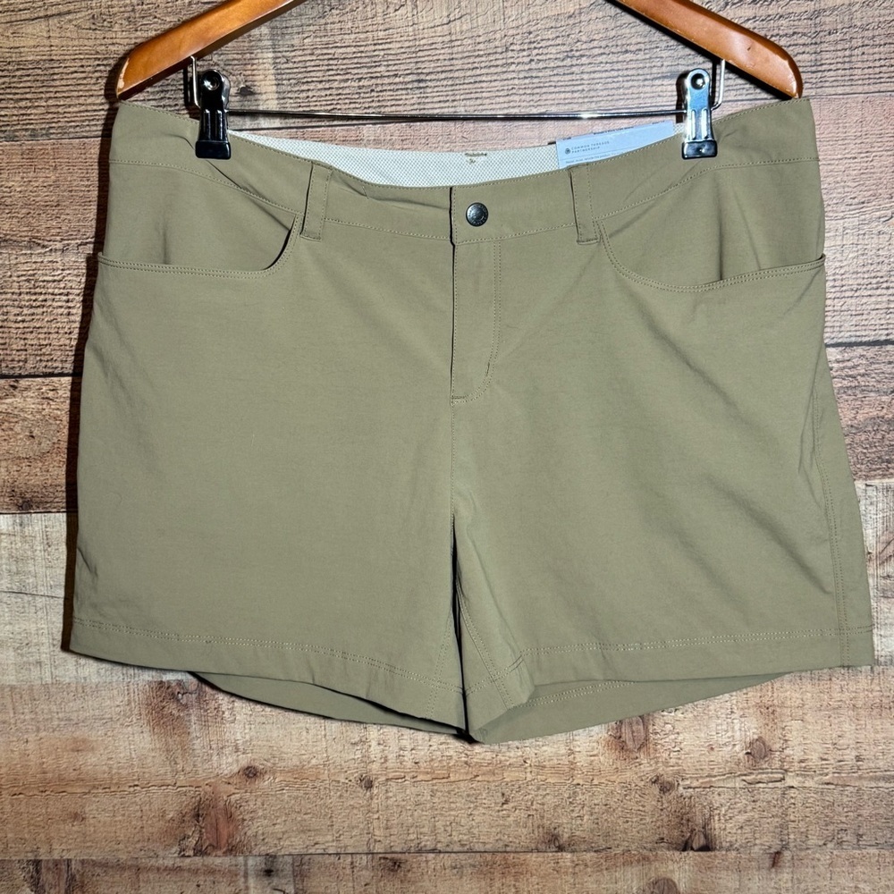 Patagonia Woman’s Rock Craft Shorts size 14 w/ 5” Inseam Low Rise Outdoor Hiking - Picture 2 of 12